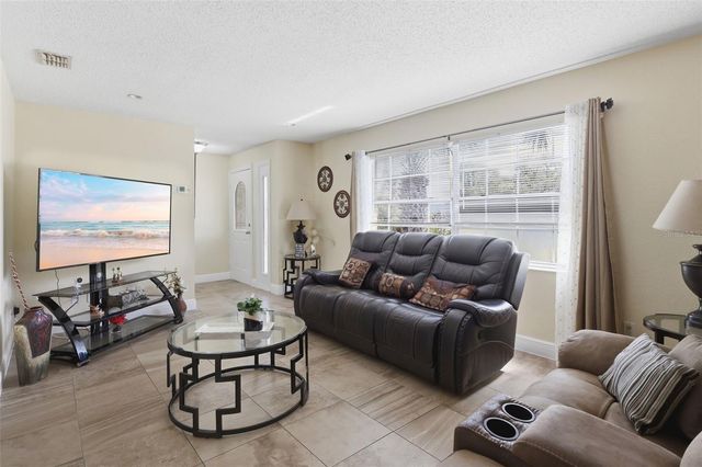 2732 HIDDEN COVE COURT, Orlando, FL 32822