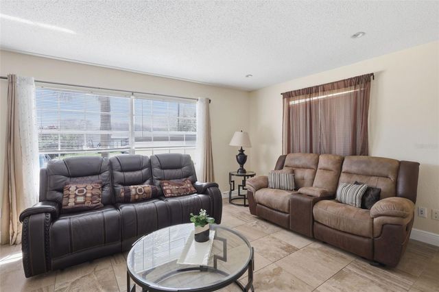 2732 HIDDEN COVE COURT, Orlando, FL 32822