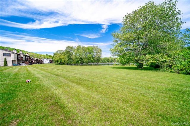 152 Eagleton Drive, Monroe, NY 10950