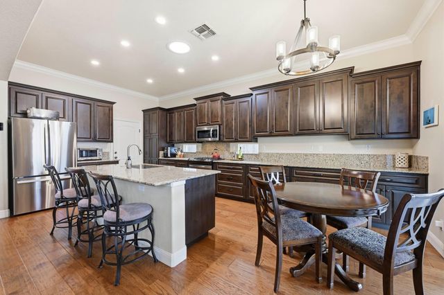 2163 Stockman Cir, Folsom, CA 95630