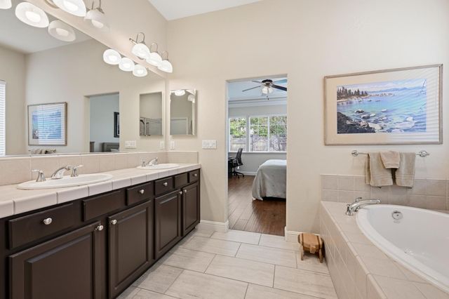 2163 Stockman Cir, Folsom, CA 95630