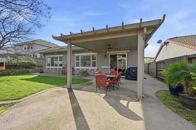 2163 Stockman Cir, Folsom, CA 95630