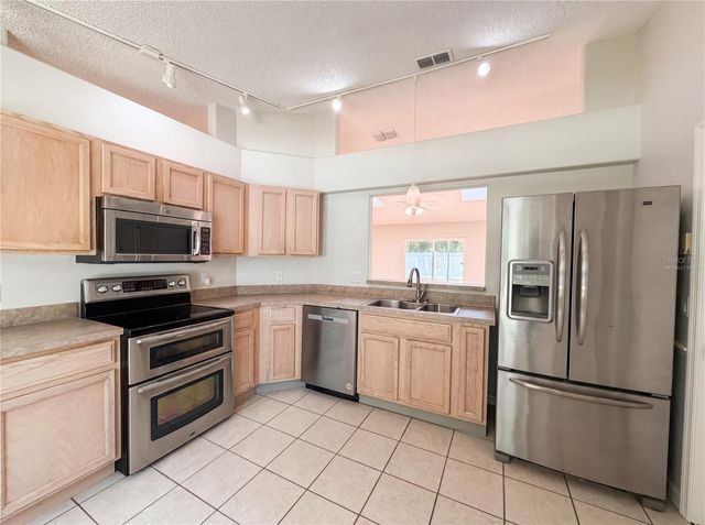 1360 WILDBERRY LANE, Deltona, FL 32725