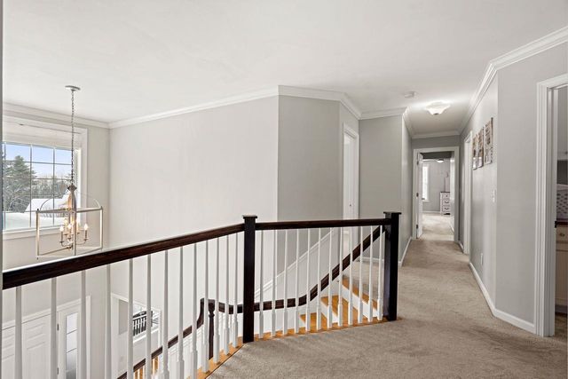 5 Harvest Lane, Bedford, NH 03110