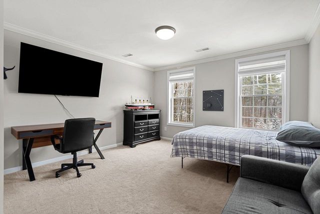 5 Harvest Lane, Bedford, NH 03110