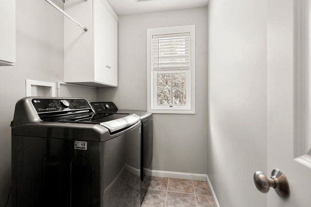 5 Harvest Lane, Bedford, NH 03110