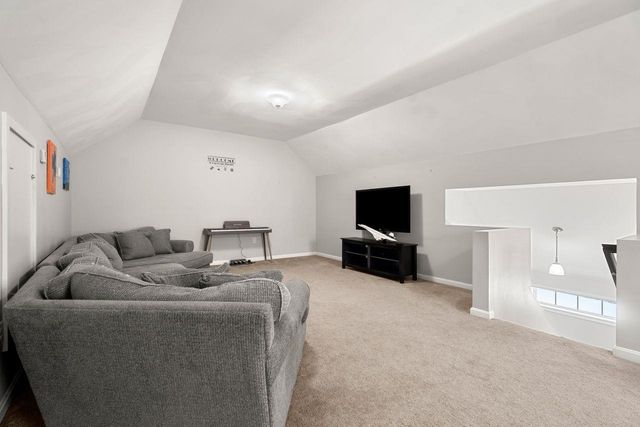 5 Harvest Lane, Bedford, NH 03110