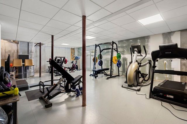 5 Harvest Lane, Bedford, NH 03110