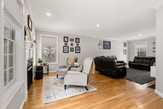 5 Harvest Lane, Bedford, NH 03110