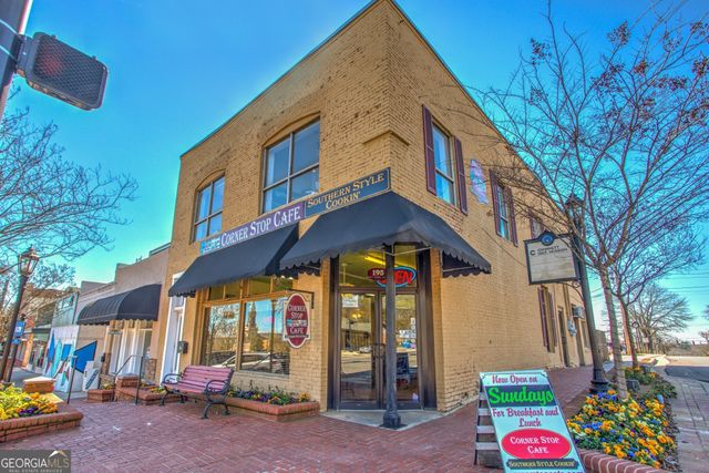 2412 Malster Lane, Lawrenceville, GA 30043