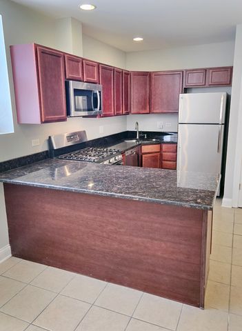 1937 W Granville Avenue 1GE, Chicago, IL 60660