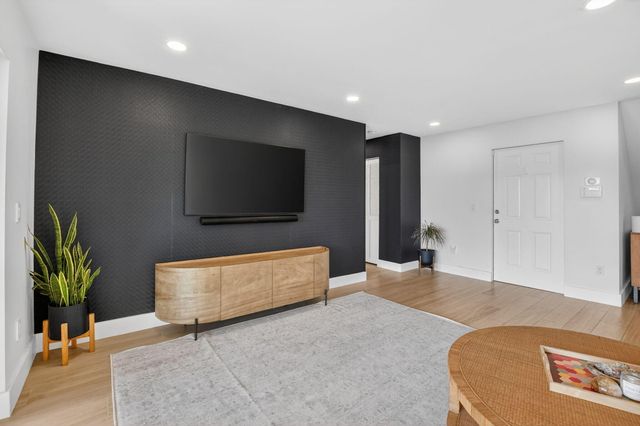 17421 Spring Tree Lane, Boca Raton, FL 33487