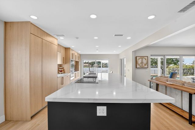 17421 Spring Tree Lane, Boca Raton, FL 33487