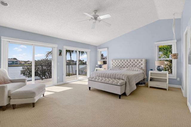 17421 Spring Tree Lane, Boca Raton, FL 33487