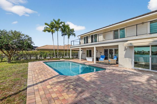 17421 Spring Tree Lane, Boca Raton, FL 33487