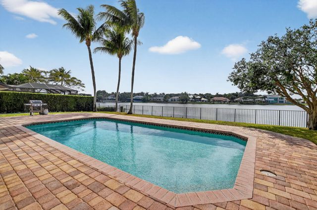 17421 Spring Tree Lane, Boca Raton, FL 33487