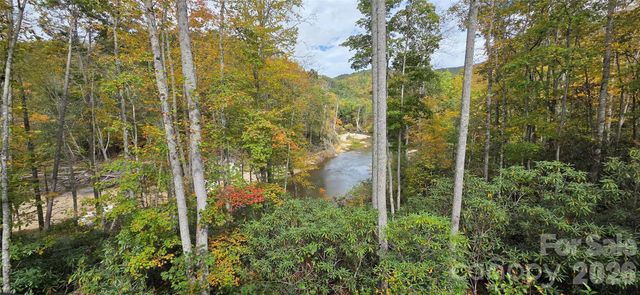 165 Winding Trail, Burnsville, NC 28714