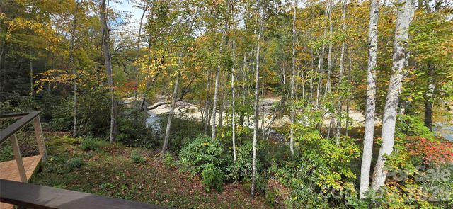 165 Winding Trail, Burnsville, NC 28714