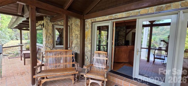 165 Winding Trail, Burnsville, NC 28714