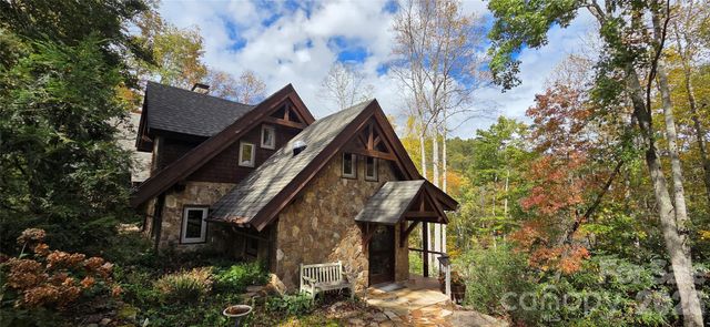 165 Winding Trail, Burnsville, NC 28714