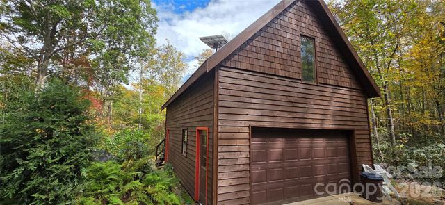165 Winding Trail, Burnsville, NC 28714