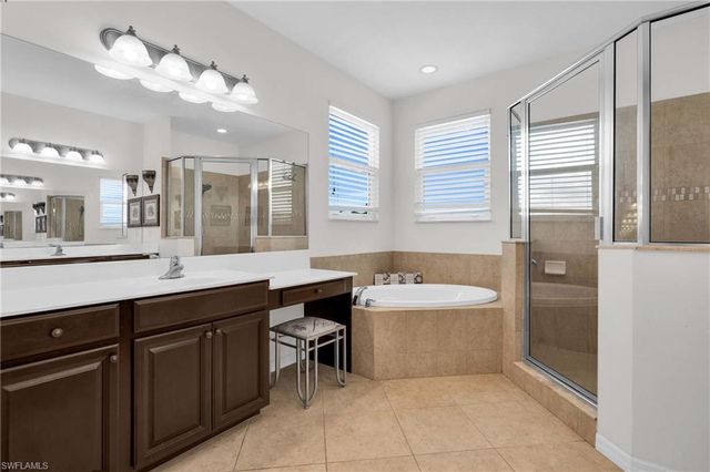 1804 Cayon CT, Cape Coral, FL 33991