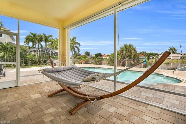 1804 Cayon CT, Cape Coral, FL 33991