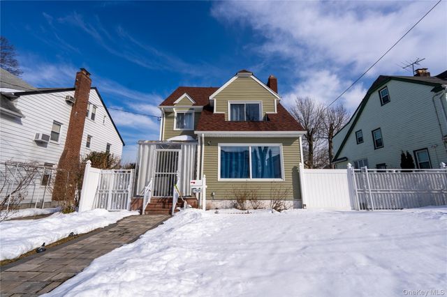 29-35 162nd Street, Flushing, NY 11358