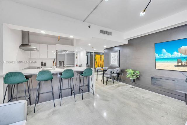 540 Brickell Key Dr 409, Miami, FL 33131