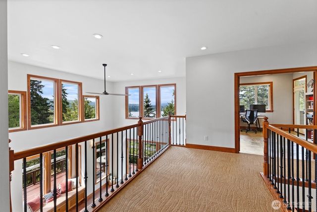 1745 Academy Road, Bellingham, WA 98226