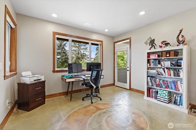 1745 Academy Road, Bellingham, WA 98226