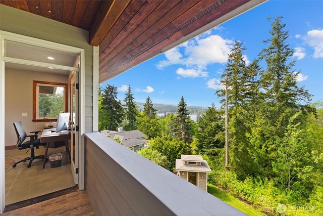 1745 Academy Road, Bellingham, WA 98226