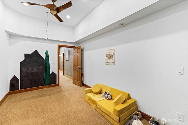 1745 Academy Road, Bellingham, WA 98226