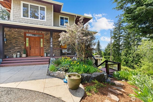 1745 Academy Road, Bellingham, WA 98226