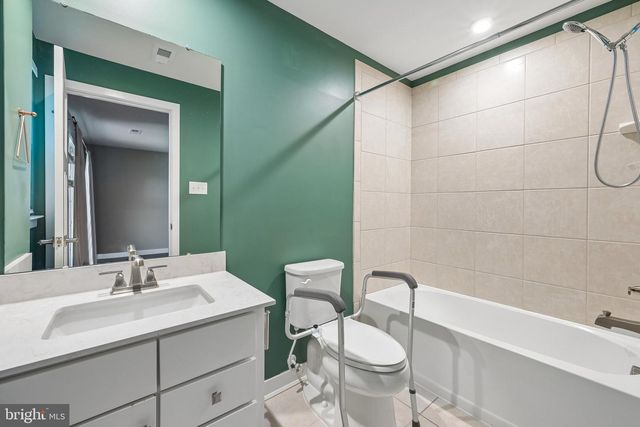 110 NATHAN DR, Cinnaminson, NJ 08077