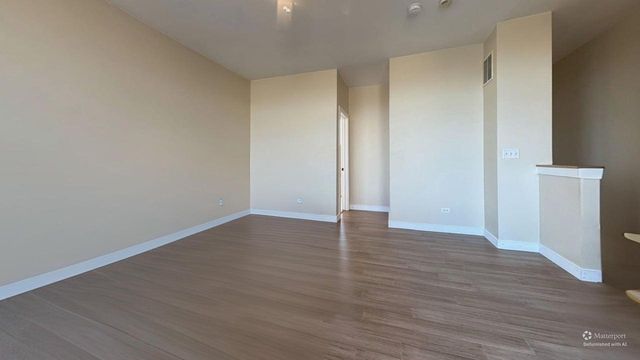2917 N Claremont Avenue, Chicago, IL 60618