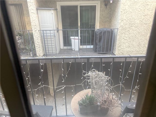 655 Alexander 3, Glendale, CA 91203