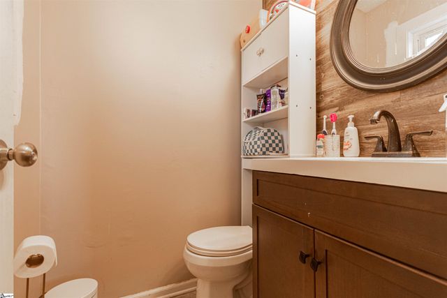 506 Rotterdam Road, Easley, SC 29640