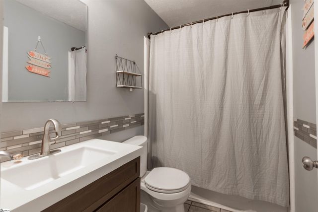 506 Rotterdam Road, Easley, SC 29640