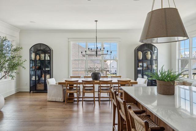 2211 Brakeman Ln, Thompsons Station, TN 37179