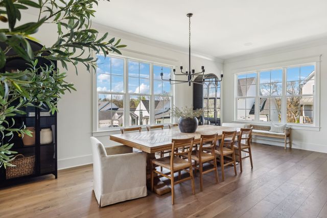 2211 Brakeman Ln, Thompsons Station, TN 37179