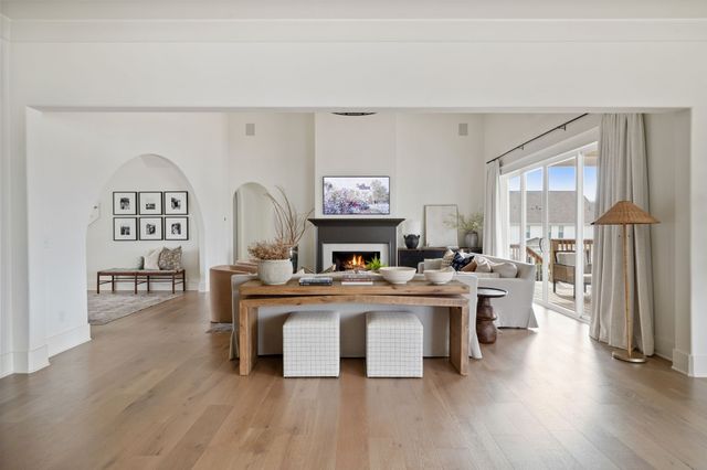 2211 Brakeman Ln, Thompsons Station, TN 37179