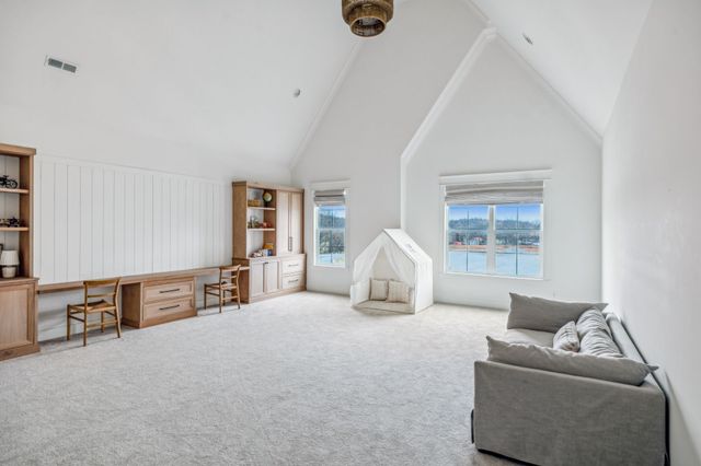 2211 Brakeman Ln, Thompsons Station, TN 37179