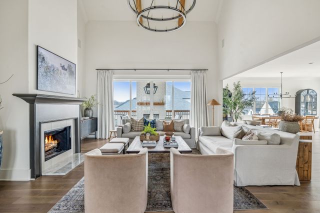 2211 Brakeman Ln, Thompsons Station, TN 37179