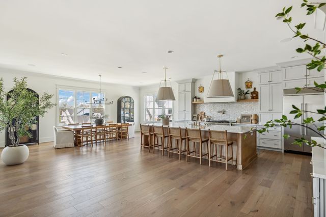 2211 Brakeman Ln, Thompsons Station, TN 37179