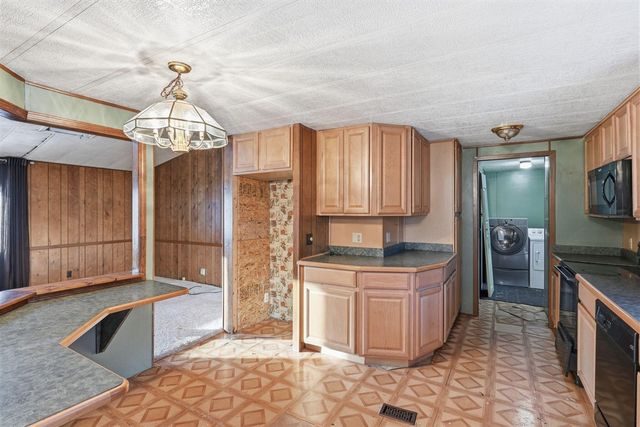 8054 N Gale Road, Otisville, MI 48463