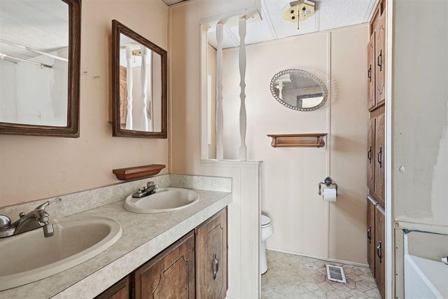 8054 N Gale Road, Otisville, MI 48463