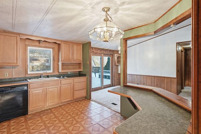 8054 N Gale Road, Otisville, MI 48463