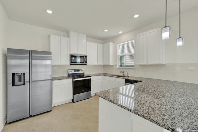 1935 Brandywine, New Braunfels, TX 78130