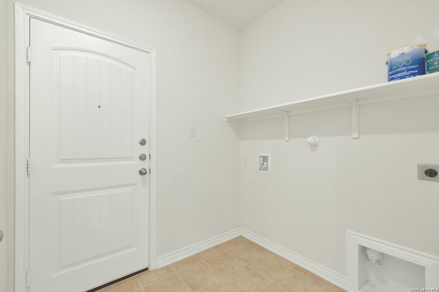 1935 Brandywine, New Braunfels, TX 78130